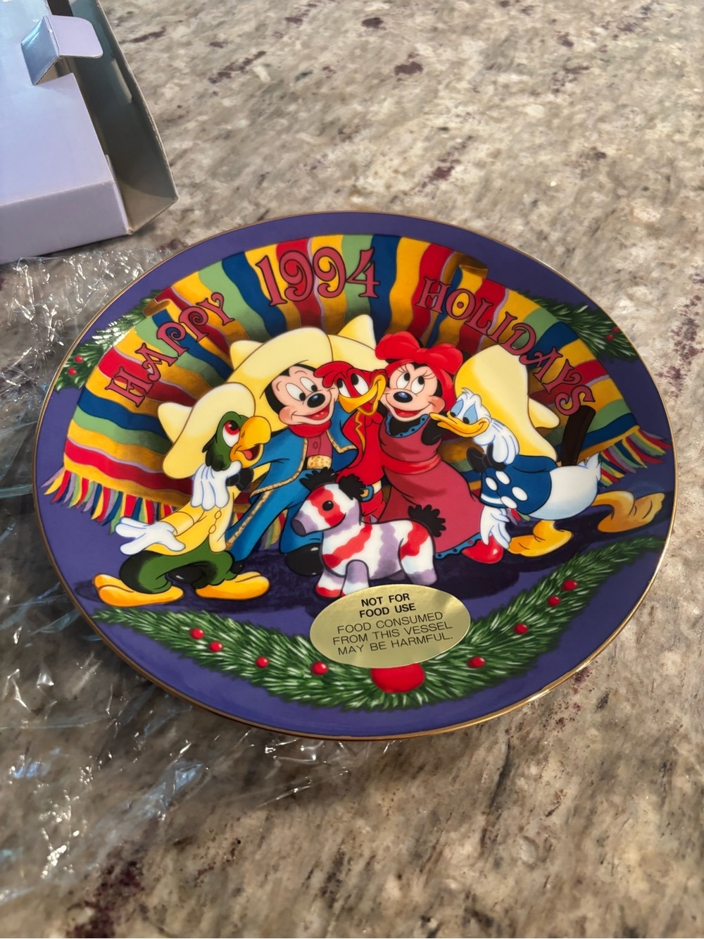 Disney's Christmas Collection Plate "Happy Holidays " Tenth Edition 1994